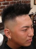 ツイストパーマ×スキンフェード
