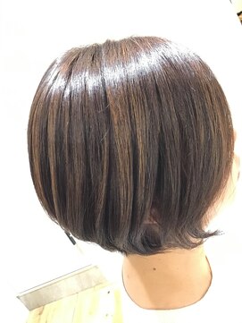 ララ ジパング(La La Zipangu) ナチュラルハイライトボブ