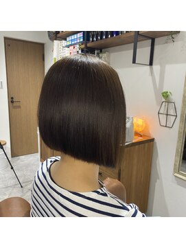 グレースドットエヌ(grace.N) 前下がりボブ