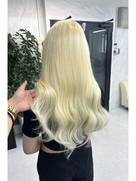 リア 大阪梅田(Ria) ～ブロンド シールエクステ～　【Ria 大阪 梅田】