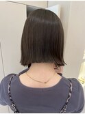 切りっぱなしボブ×外ハネボブ×オリーブベージュ×透明感