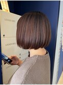 シンプルなミニボブ