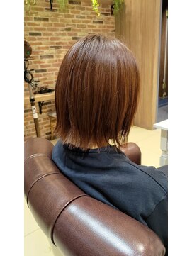 ドラマチックヘア 川鶴店 切りっぱなしベースのボブヘア