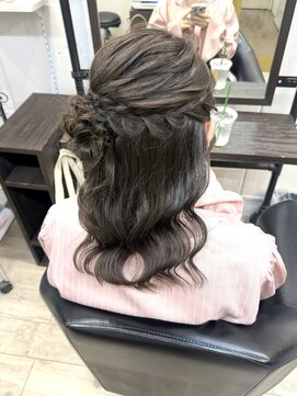 カリーノ 表参道(CARINO) 【推し活】くるみちゃんヘア サイドお団子ハーフアップ