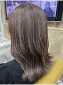 透明感ハイライトグレージュ