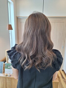 インディビジュアル(individual) ゆるふわレイヤースタイル