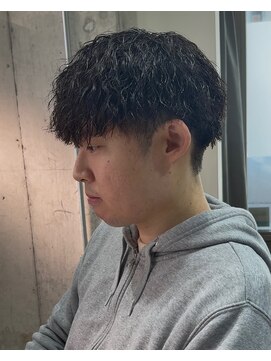 ハイプ(HYPE) 波巻き/メッシュ/スキンフェード/学割/白髪染め/縮毛矯正/韓国