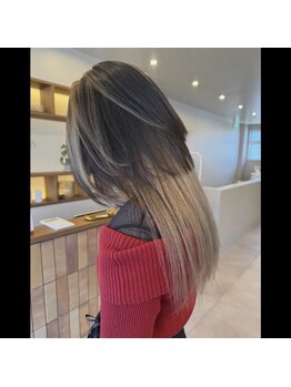ティエラ(TIERA)の写真/お客様の雰囲気や髪質に合わせたデザインをご提案。個性を活かしつつ可愛さ×大人らしさで魅力をUP☆