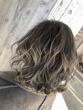 リバレッジ 広尾(Leverage) 外国人風オンブレグレースタイル