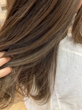 アメイジングヘアー 中沢店(AMAZING HAIR) 【AMAZING HAIR 中沢店/鳥越】ハイライト/白髪ぼかし/透明感