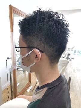 ヘッズ 本八幡店(HEADS) MEN'S HAIR センターパート ツイストスパイラル コンマヘア