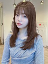 ブラウンベージュ　レイヤーカット　顔周りカット　小顔カット