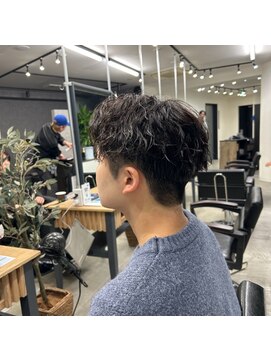 フイ 新宿3丁目(Hui) スパイキーショート/ジェットモヒカン/ショートバング/men's