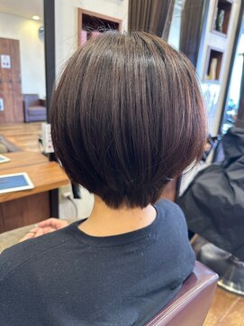 美容室ヒラトヤ 仙北店 丸みショートボブ♪襟足スッキリ大人キレイな20代30代40代