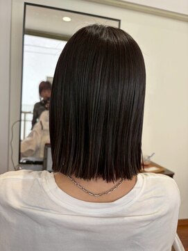 ノイ(neu) 【ゆい】切りっぱなしボブ/大人ボブ/デザインカラー/アッシュ