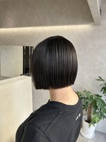 トキ(toki)&nbsp;切りっぱなしボブ×暗髪カラー