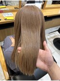 ミルクティーベージュ