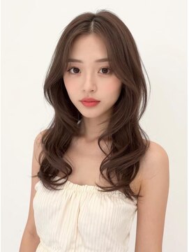 ブロウ ネックス ザ サロン 表参道(VLOW nex the salon) 韓国ヘア/透明感カラー/小顔に見せる顔まわりカット/ミディアム
