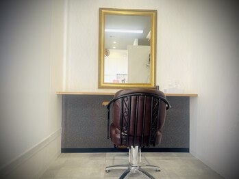 ヘアーカルチャー おゆみ野店(HAIR CULTURE)の写真/40代からの大人髪質改善◎全席半個室のプライベートサロンで、口コミ高評価の白髪染めや縮毛矯正の体感を