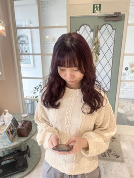 ユイバイラドンナ(Huit by LADONNA) くびれレイヤー/サイドテール/レイヤーショートボブ