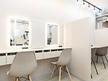 ヘアカラー専門店 フフ ゆめタウン呉店(fufu)の雰囲気（スタイリング剤を豊富にご用意。セルフブローでも安心♪）