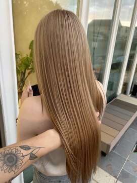ディプティック ヘアー チェンジ ミュージアム(diptych Hair Change Museum) ベージュカラー/ケアブリーチ/ミルクティー/滋賀/南草津