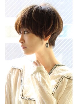 レウナ 外苑前(Reuna) 【30代・40代・50代】トップふんわりニュワンスパーマ