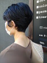 リアン バイ トルシュ ヘアワークス(Riant by TORChe hair works) 黒髪ショート