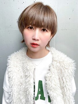 ローランド(Rowland) ショート☆マッシュウルフ☆ブリーチ☆ベージュ☆ダブルカラー