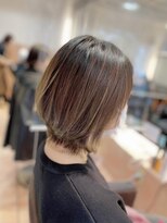 ネオリーブソラ 相模大野店(Neolive sola)&nbsp;白髪ぼかしハイライト×レイヤーボブ[sola:neolive]