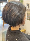 くせ毛を生かしたショートヘア