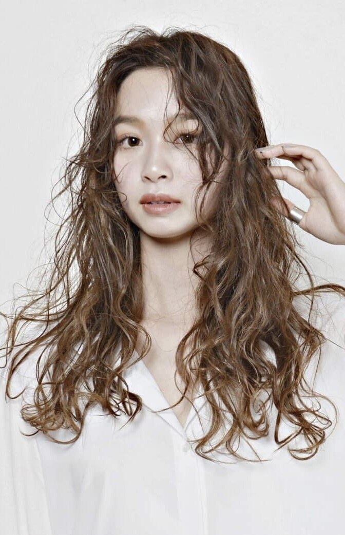 美容室 デジタルパーマ機 ロングデジタルパーマ：L181400824｜セクションのヘアスタイル