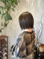 イング(ing) beige × bob