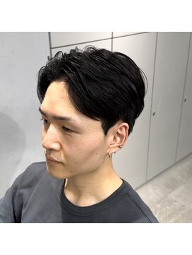 ニコ シモノセキ(NIKO Shimonoseki) 「NIKO」韓国ショートカルマスタイル眉カット下関唐戸