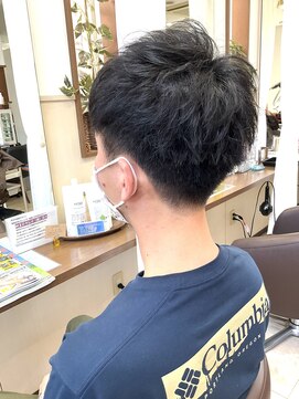 コアフィールフィス(COIFFURE fils) 【見附 今町】束感ショート 刈り上げ ツーブロ