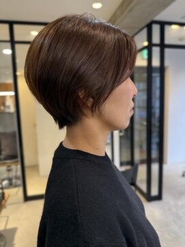 ニーイチイチ(211) 大人ショート/メルティーカラー/コンパクトショート