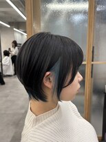 ヘアサロン ドットプラス 町田店(dot. plus)&nbsp;【山本　直幸】ショート×ターコイズブルーイヤリングカラー