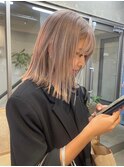 ミルクティーベージュ顎ラインボブワイドバングピンクベージュ