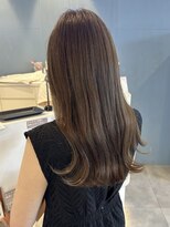 プラス ファースト ヘア(Plus 1st)&nbsp;アッシュベージュ × くびれ巻き