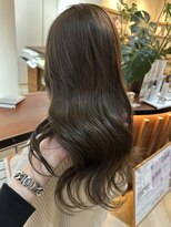 ラフ バイ マグ 南松本(R.A.F. by Mag)&nbsp;オリーブグレージュカラー×イルミナカラー透明感レイヤーカット