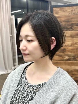 ルアン 上通り(ruen) 横顔美人　くびれショート　大人上品　熊本