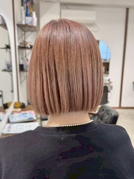 ルイ(ROUIS produced by LUCK 津田沼) ピンクベージュ/ピンクブラウン/似合わせカット/ボブ