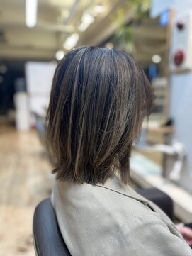 ヘアリゾートクランプ(hair resort clamp) 大人くびれボブ×ナチュラルバレイヤージュ