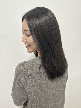 ヘアースタジオ ゼン カロン(Hair studio Zen kalon) ダークアッシュ/くびれミディアム/ローライトカラー/艶髪/ツヤ髪