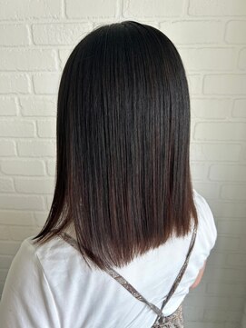 サロン デュッカ(Salon Duka) パツっとミディアム