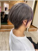 透明感グレー×パープルインナーの大人ショート