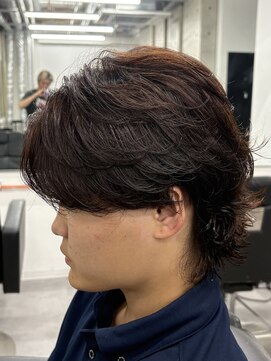 レボ 神宮寺店(Revo) 毛流れと動きを合わせた!ニュアンスサーフカールスタイル