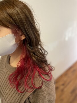 リアム ヘアアンドメイク(liam hair and make) ベージュ×インナーピンク