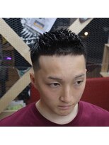 スピナーバルベアリーア(SPINNER BARBERIA) スキンフェード