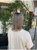 ミルクティーベージュ